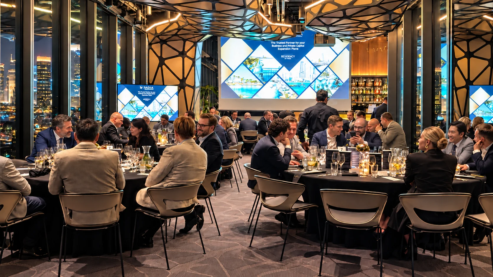 Gäste beim XPADIA-Treffen im Skyfall Warsaw